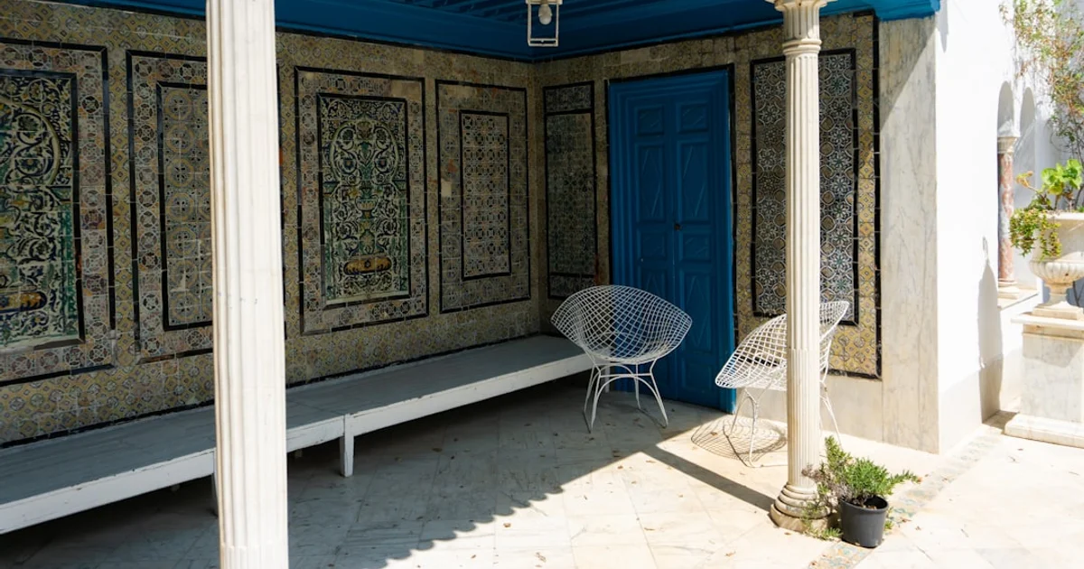 Bord de mer de Hammam Lif au pied du mont Boukornine dans la banlieue sud de Tunis